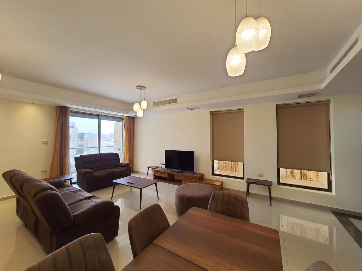 Abdoun Panorama Apartment Екстериор снимка